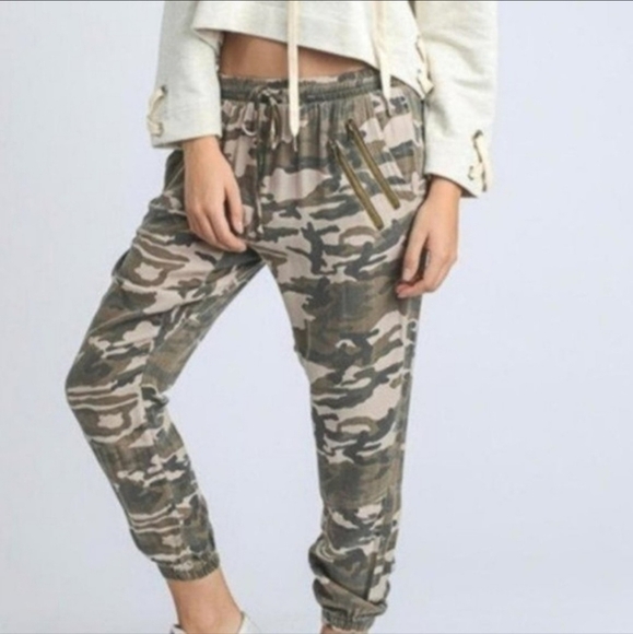 STORIA Taupe Camo Camouflage Cropped Ankle Distressed Military Zipper Joggers S - Picture 2 of 8